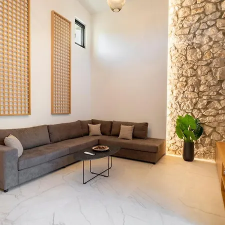 Huvilat Kallithea Luxury -ares-